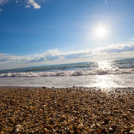 Sea Haven In Beach *